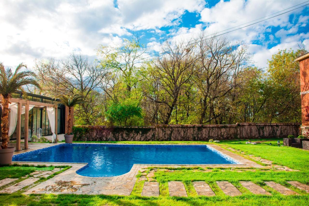 The Belgrade Hills Rooms And Suites ภายนอก รูปภาพ