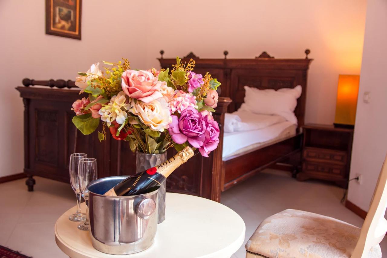 The Belgrade Hills Rooms And Suites ภายนอก รูปภาพ