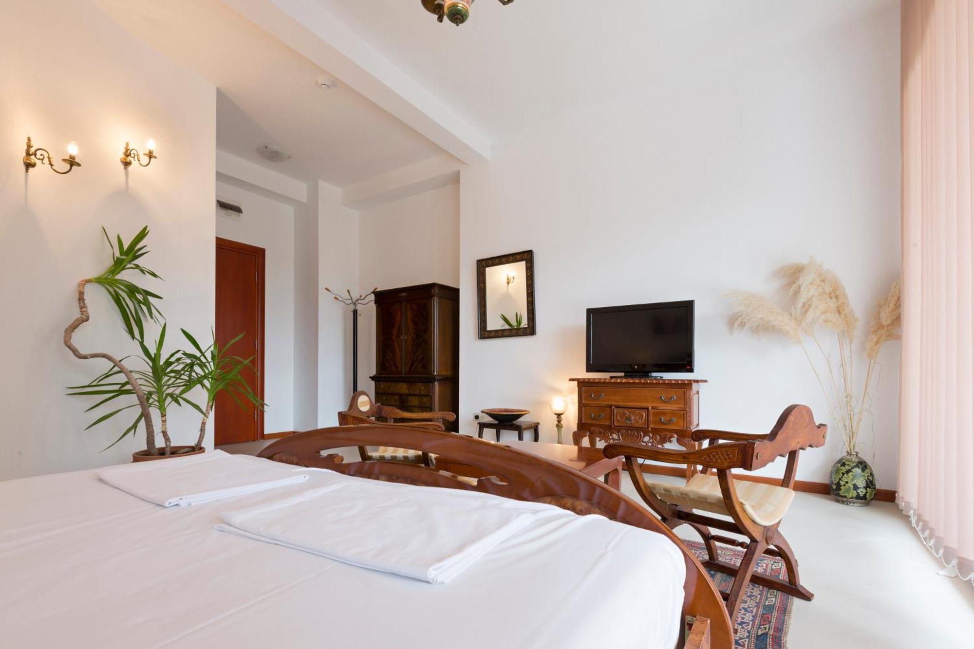 The Belgrade Hills Rooms And Suites ภายนอก รูปภาพ