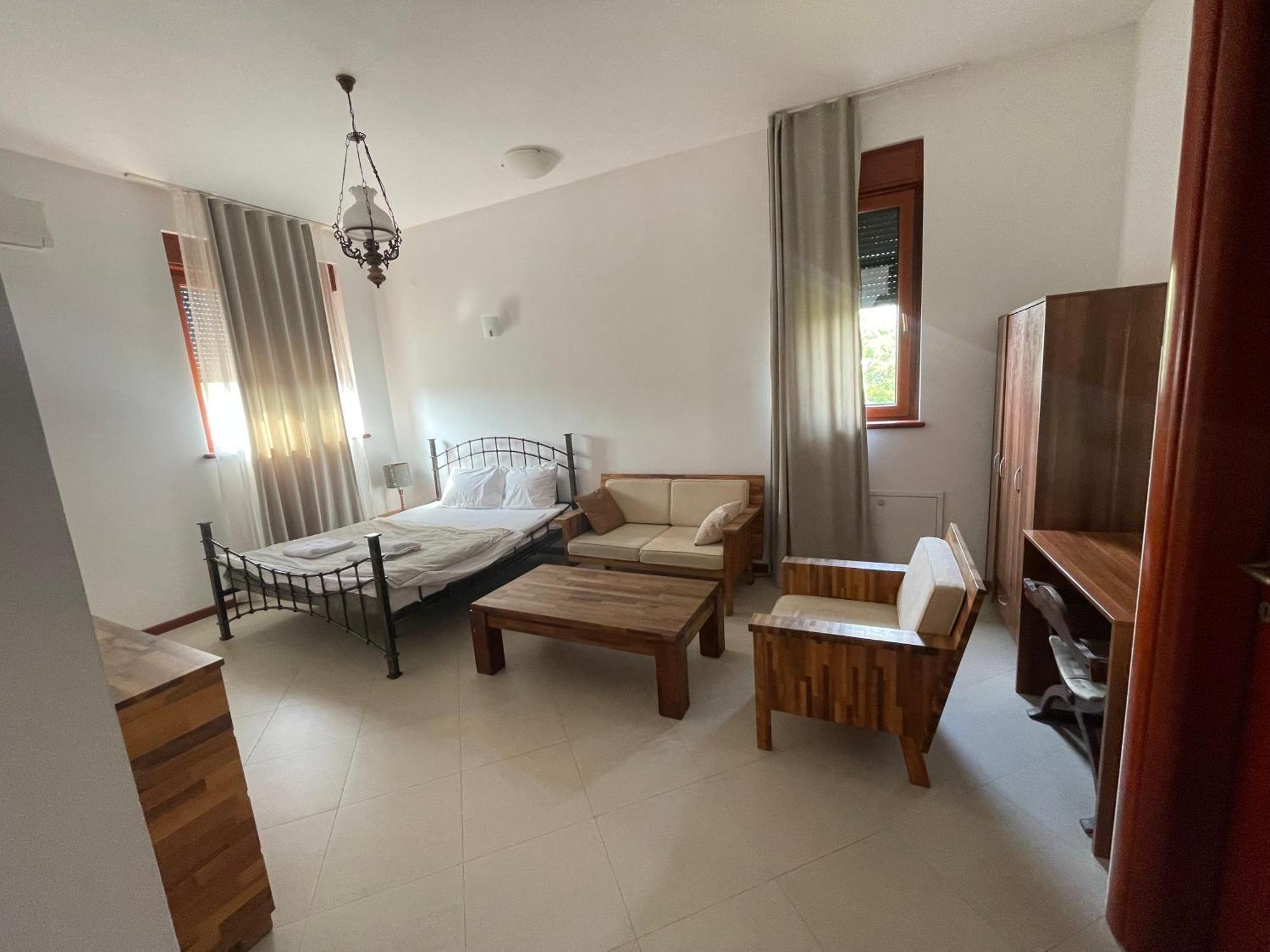 The Belgrade Hills Rooms And Suites ภายนอก รูปภาพ