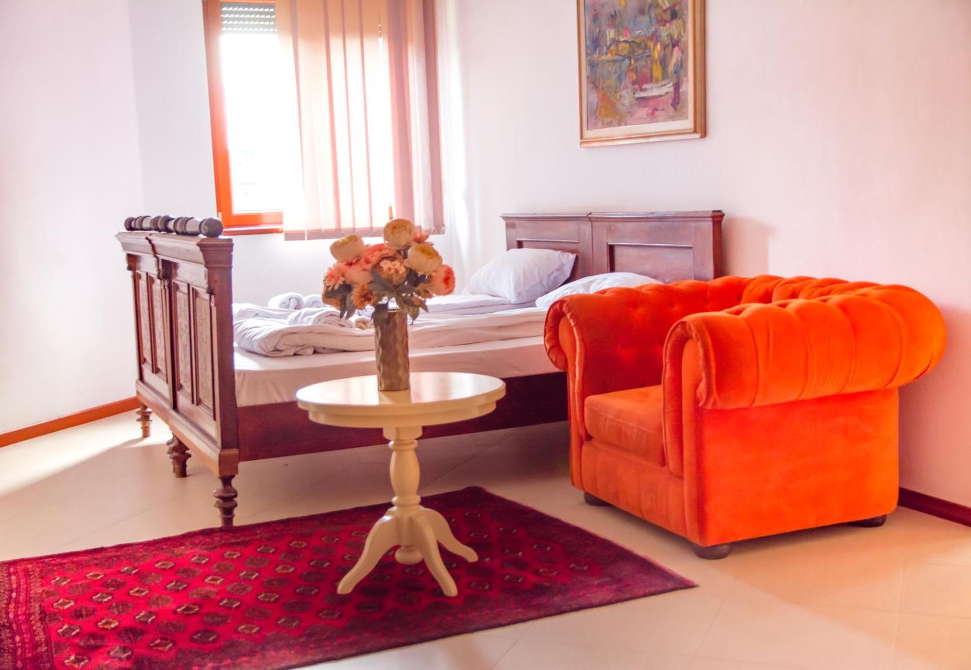 The Belgrade Hills Rooms And Suites ภายนอก รูปภาพ